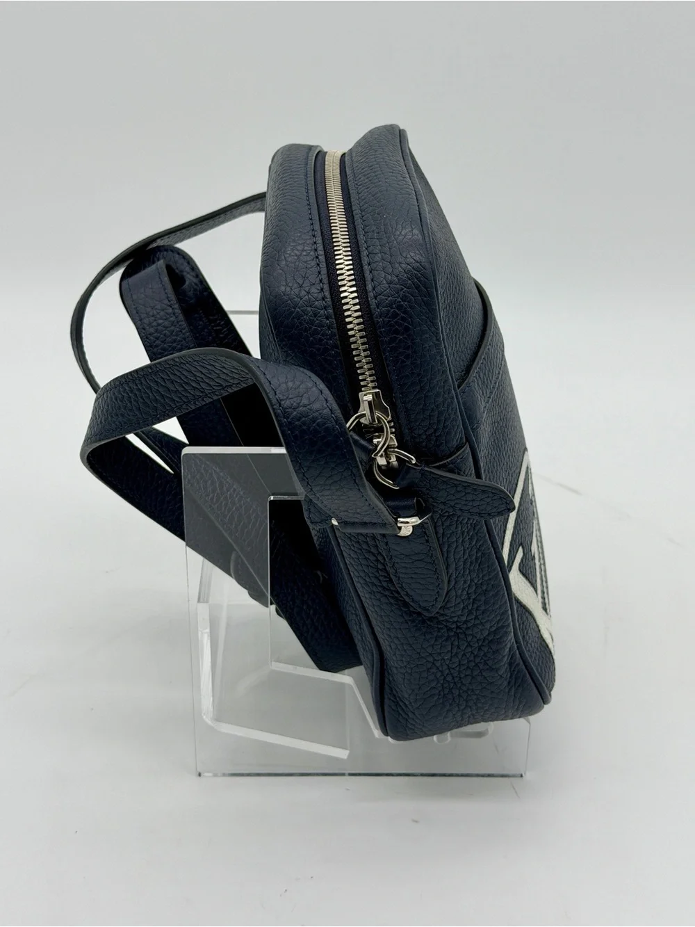 Louis Vuitton Danube PM Navy Taurillon Leather LV Circle Crossbody Bag 2017